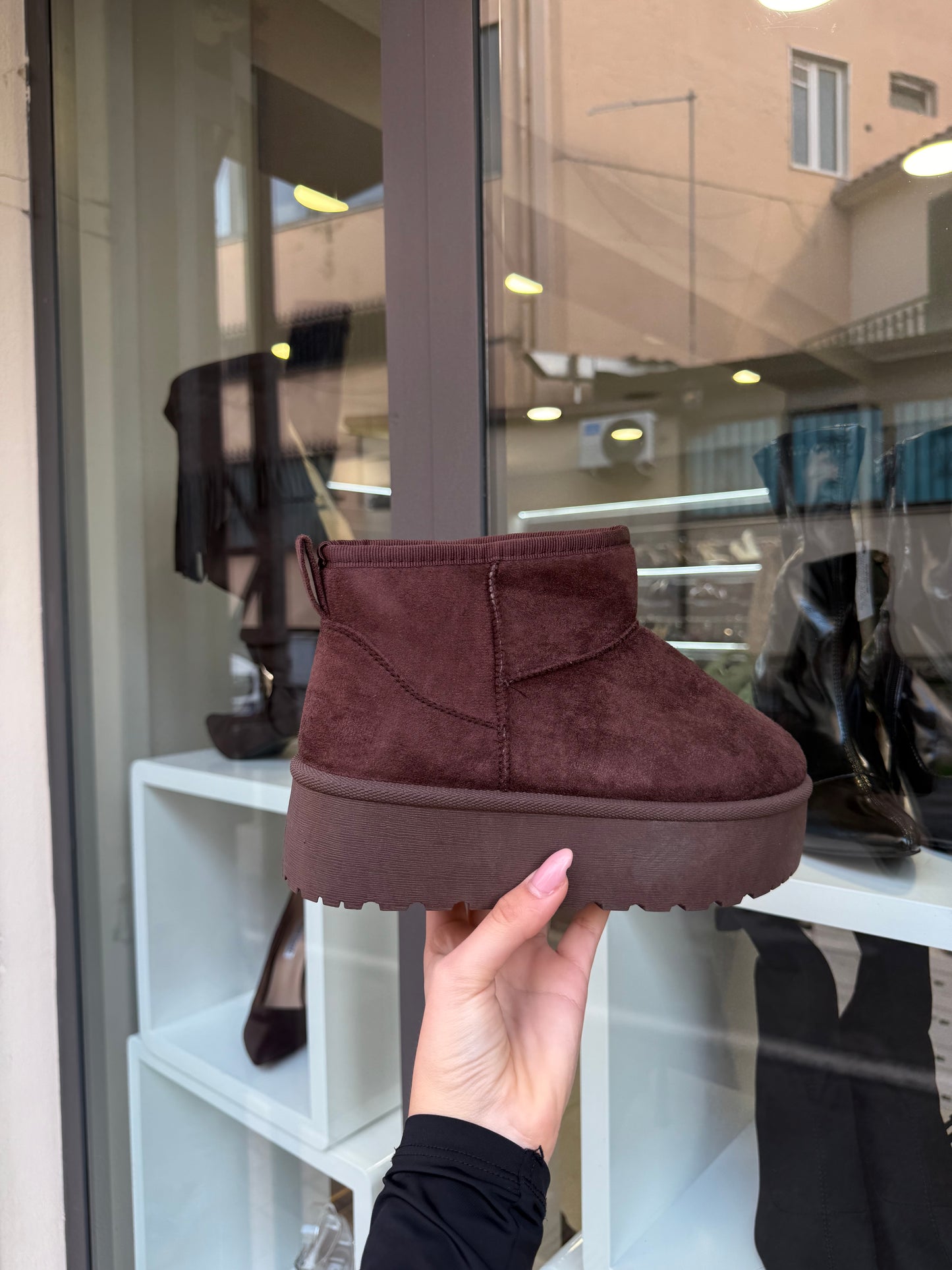 pantofole modello UG* cioccolato