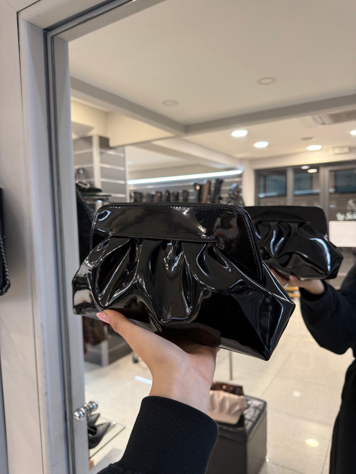 clutch in vernice NERA