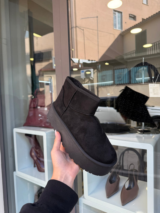 pantofole modello UG* nere