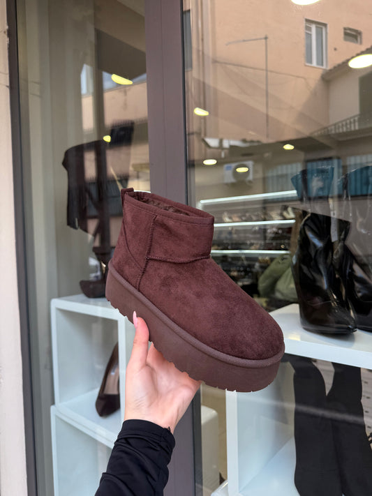 pantofole modello UG* cioccolato