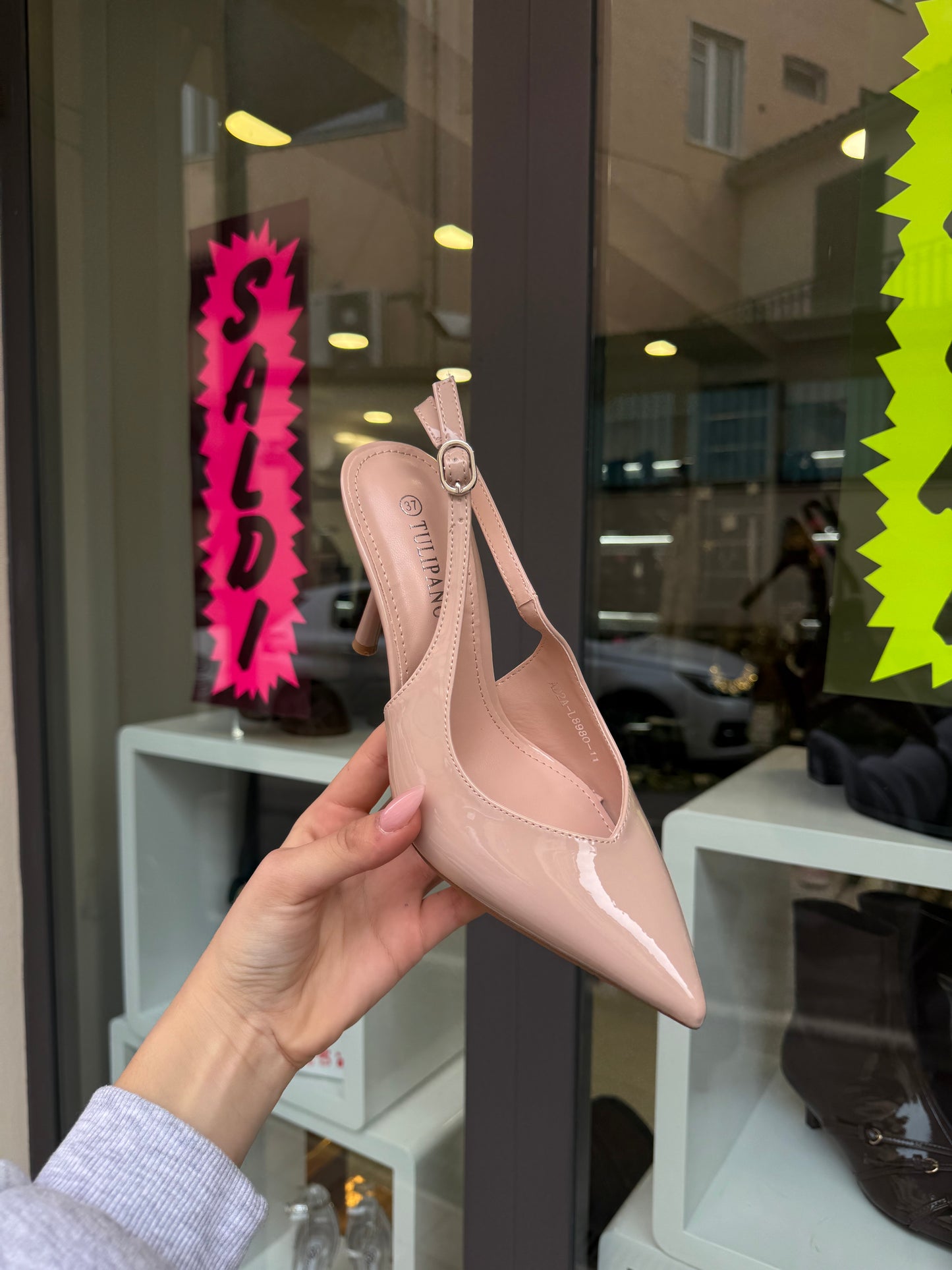 slingback nude “V”