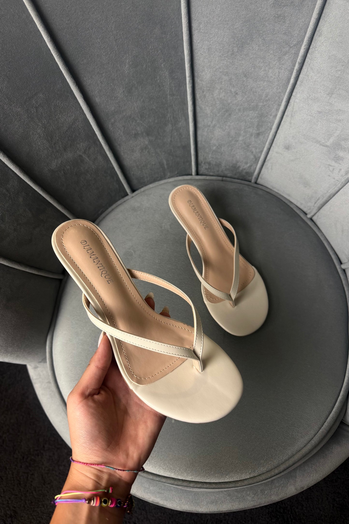 INFRADITO CON TACCO BEIGE