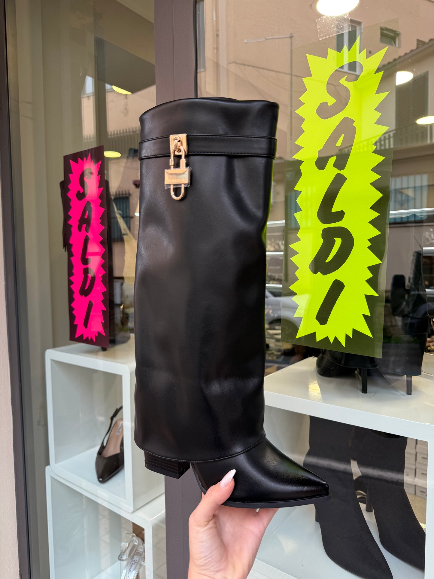 stivali mod. GIV**CHY tacco doppio