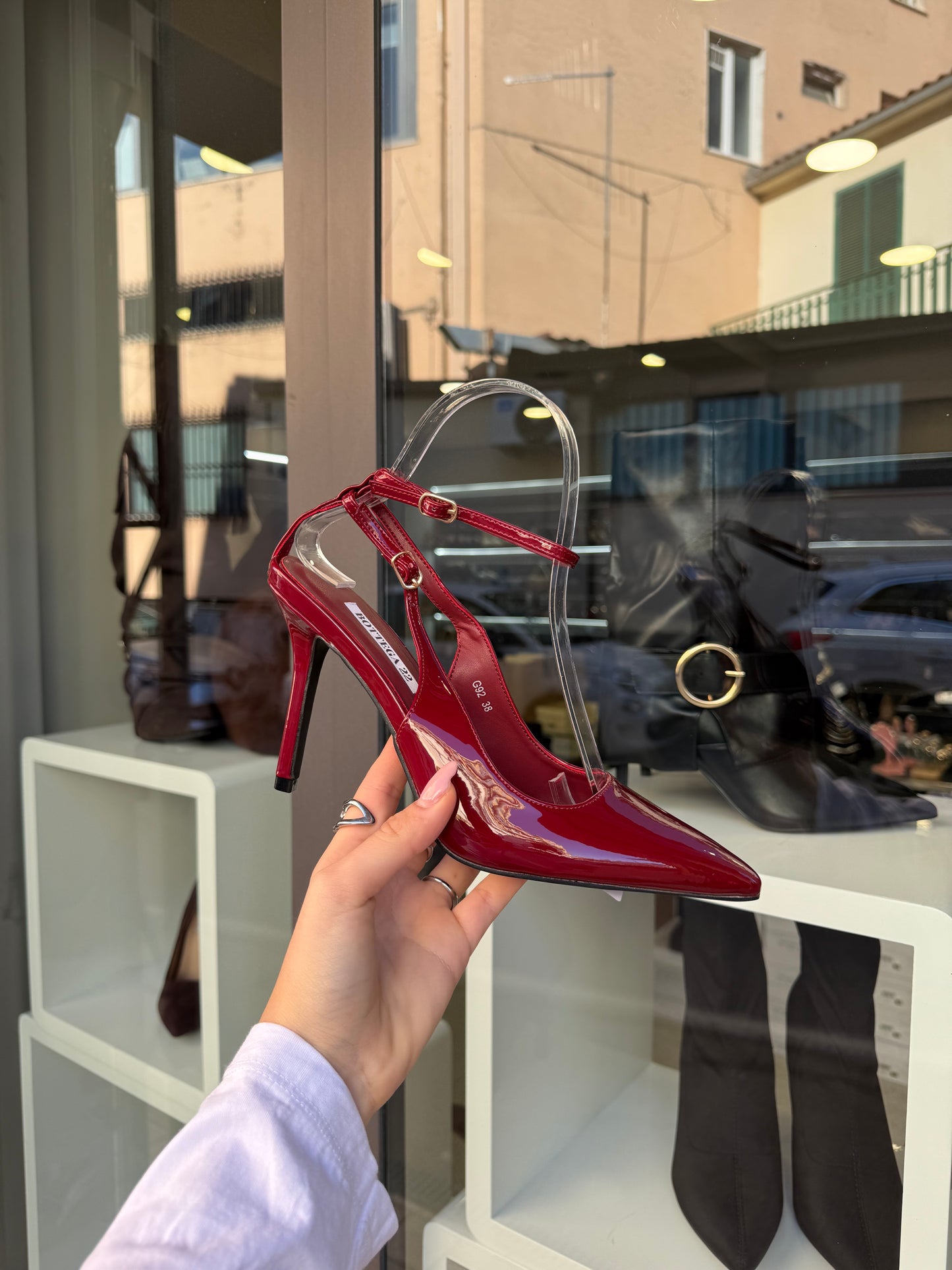 decolleté con cinturino BORDEAUX