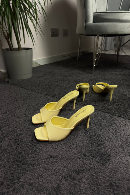 MULES YELLOW