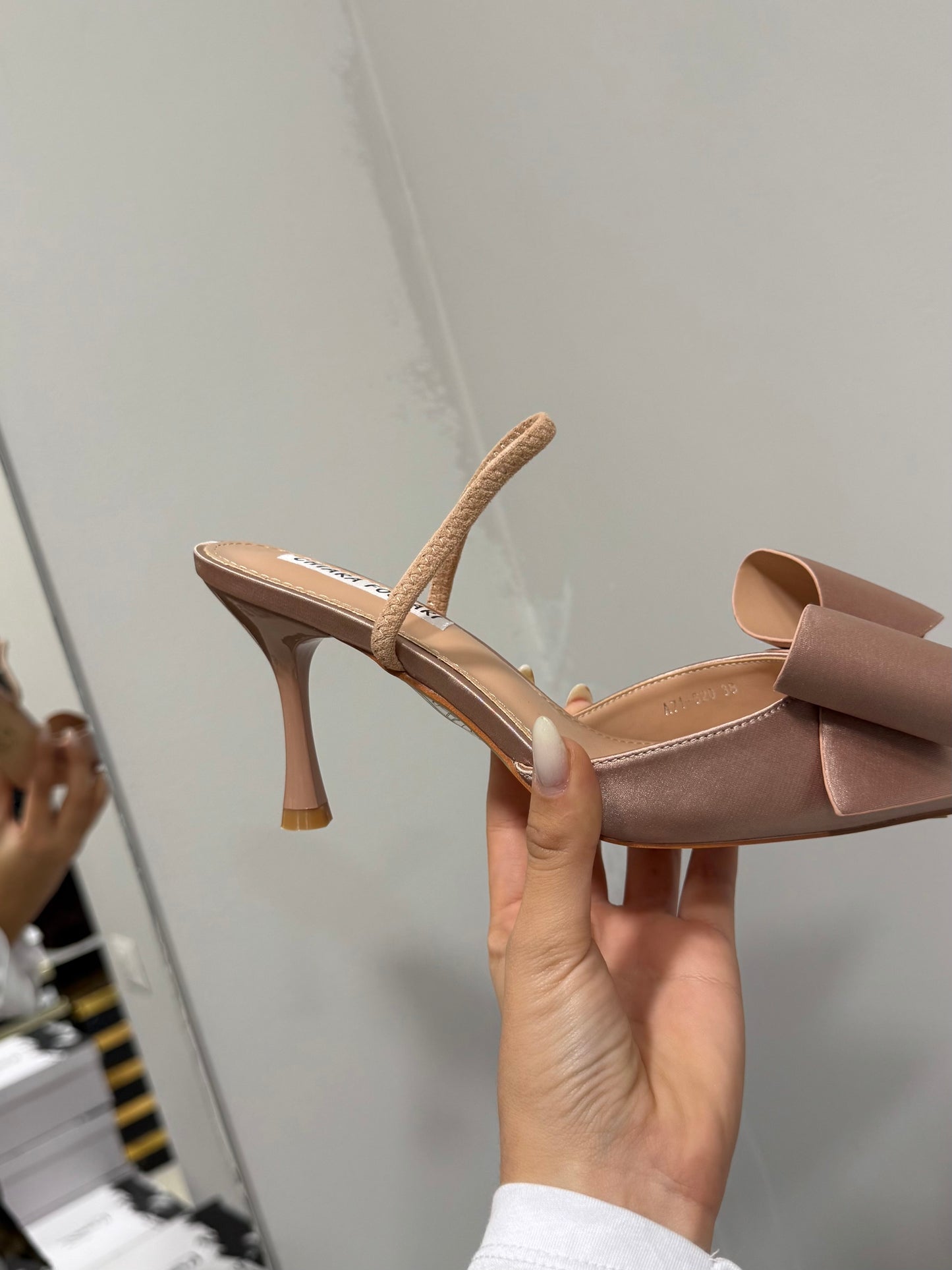 decolleté FLOCK nude