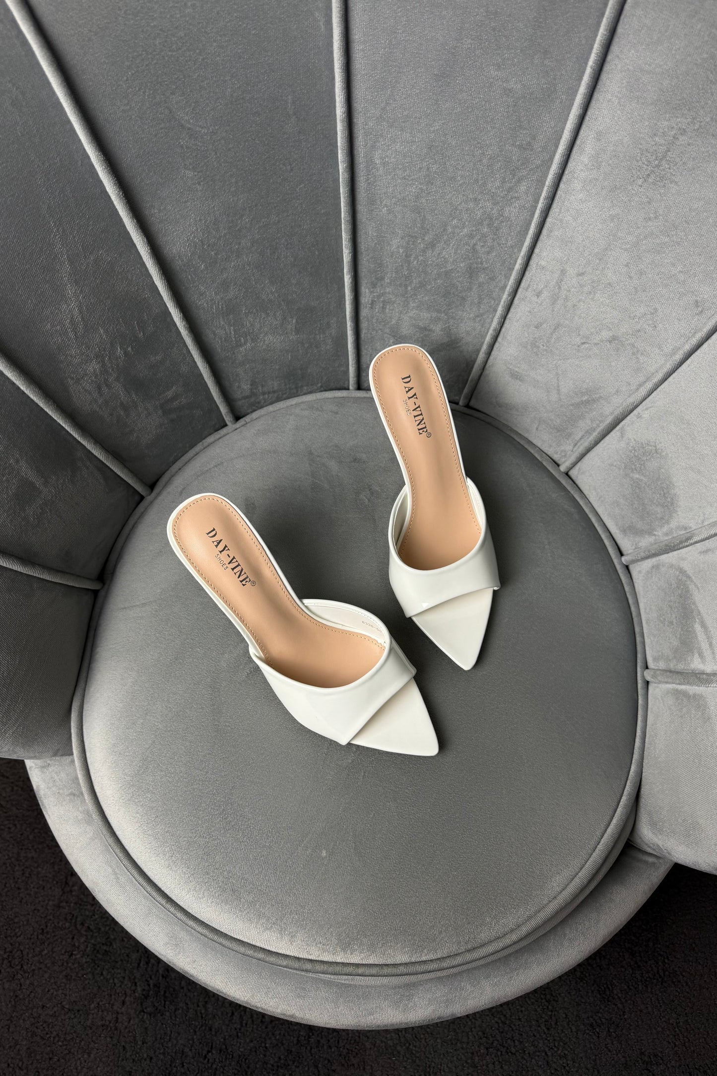MULES DIVINA BIANCHE