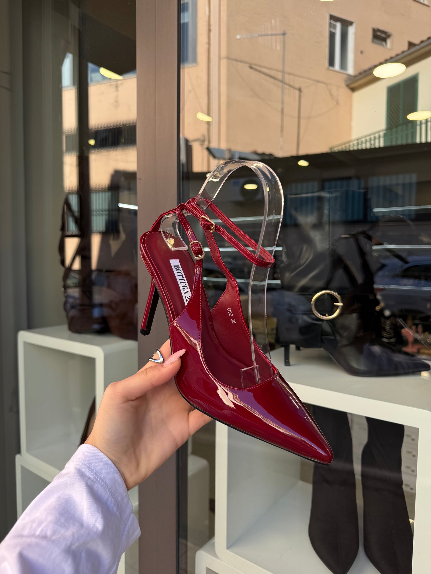 decolleté con cinturino BORDEAUX