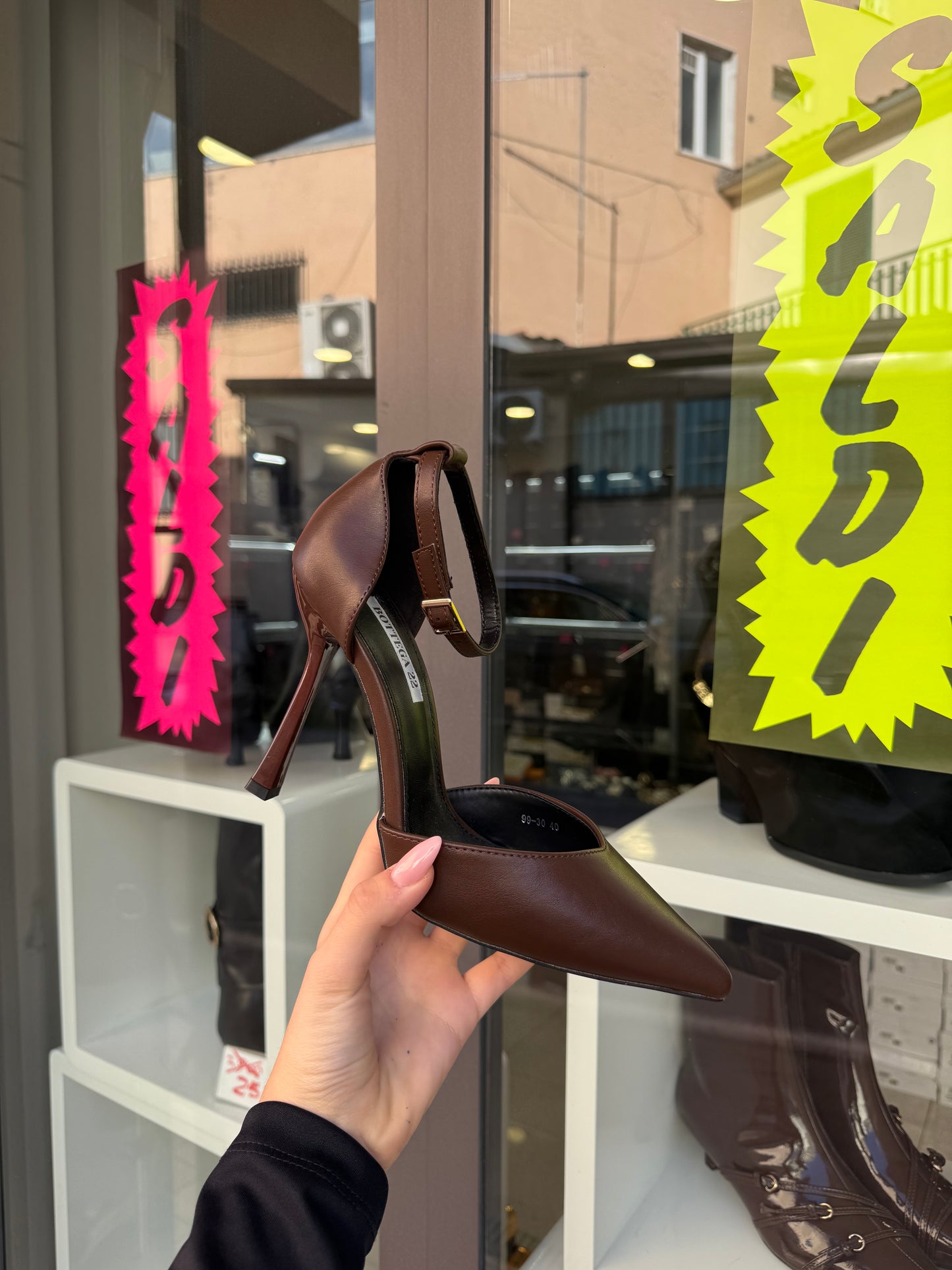 decolleté CHOCOLATE in ecopelle