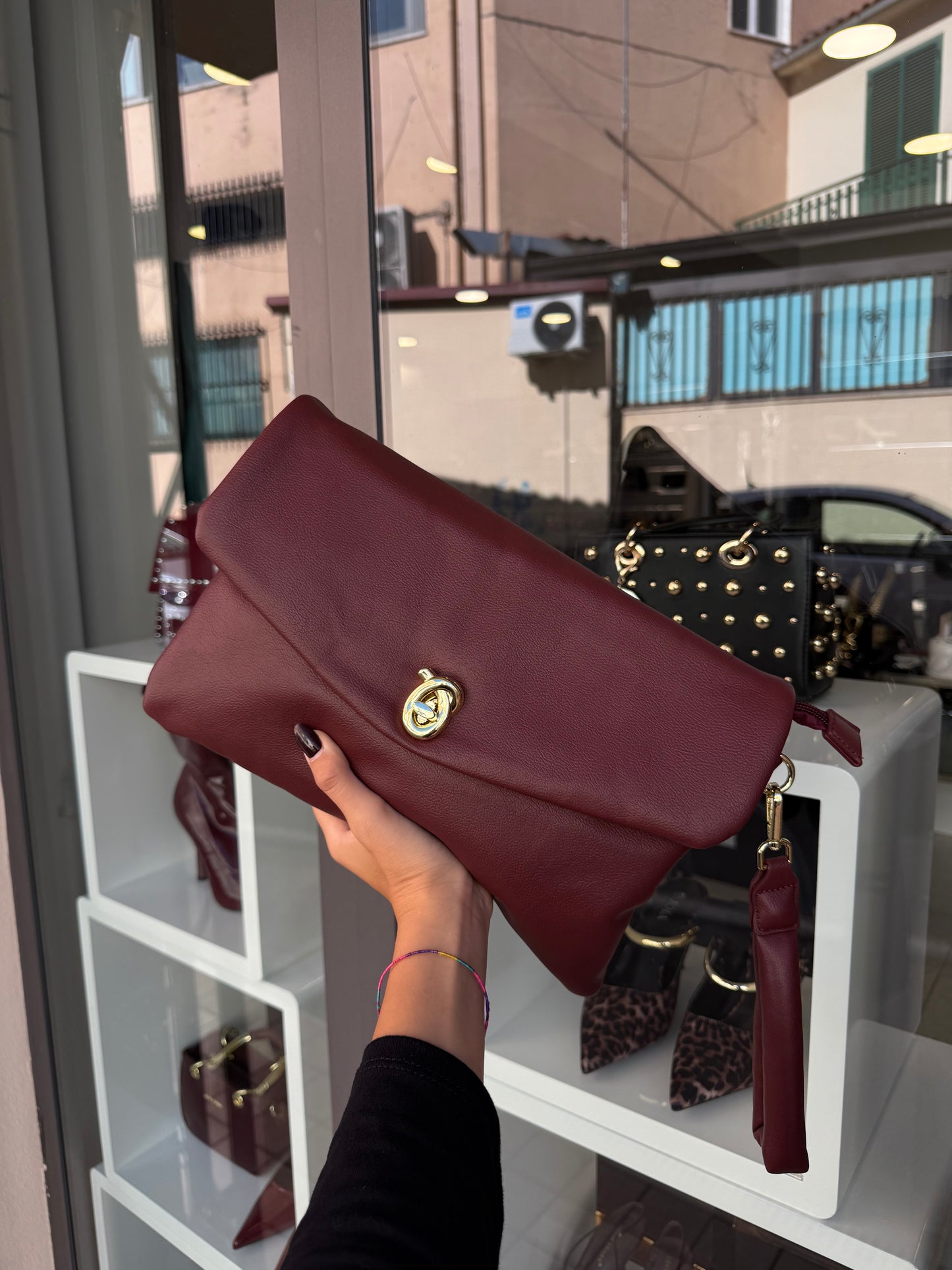 pochette bordeaux