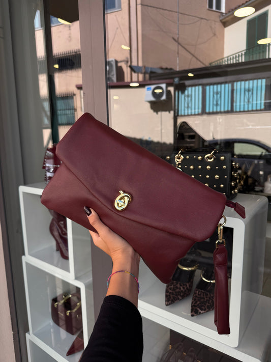 pochette bordeaux