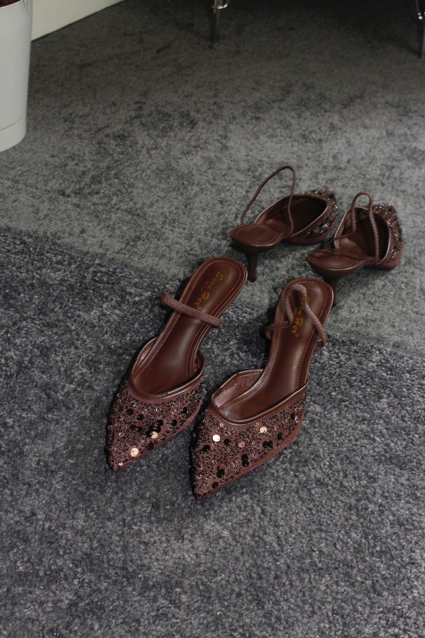 SLINGBACK CHOCO CON PAILLETTES