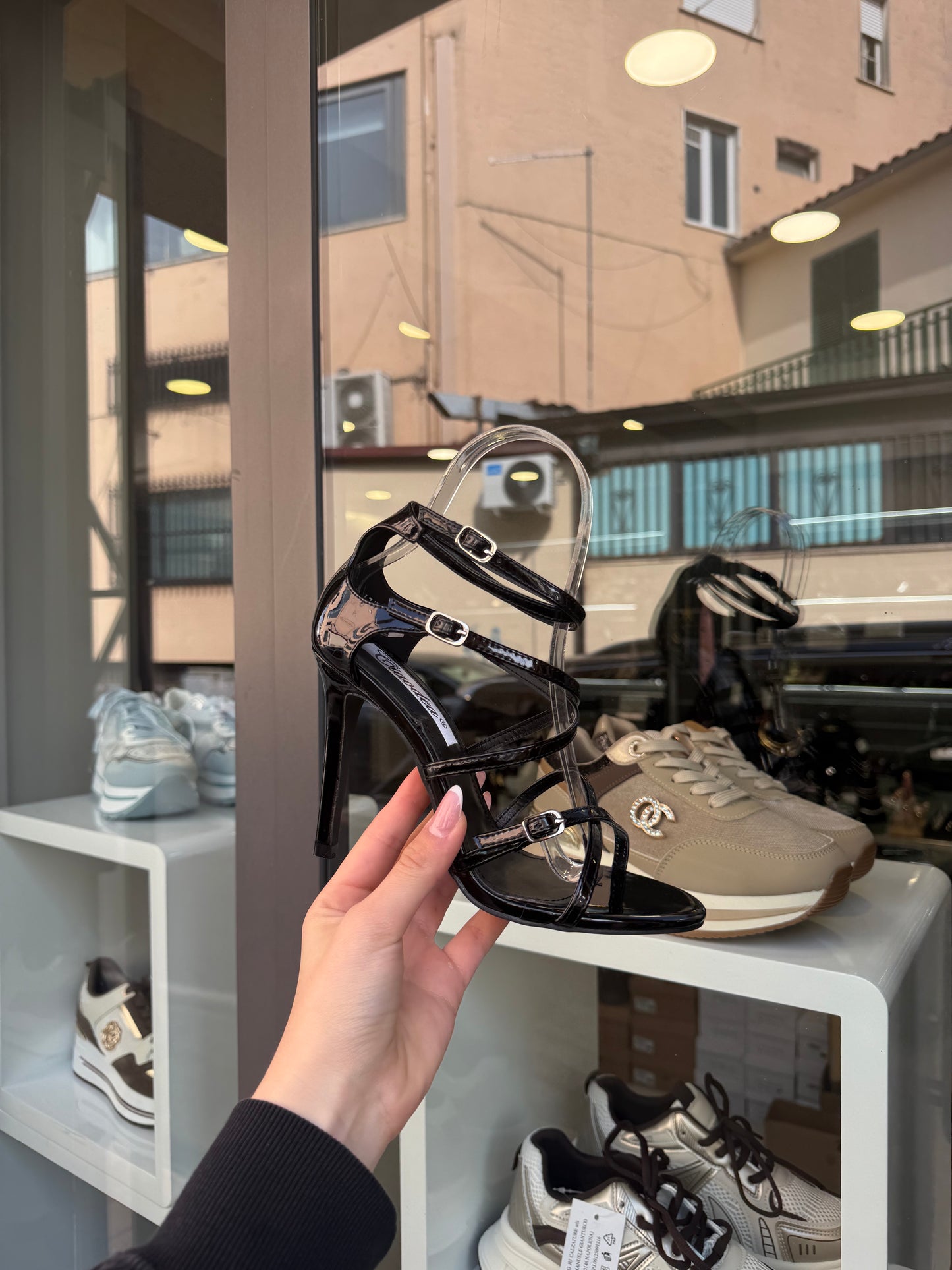 sandali CROSSING neri