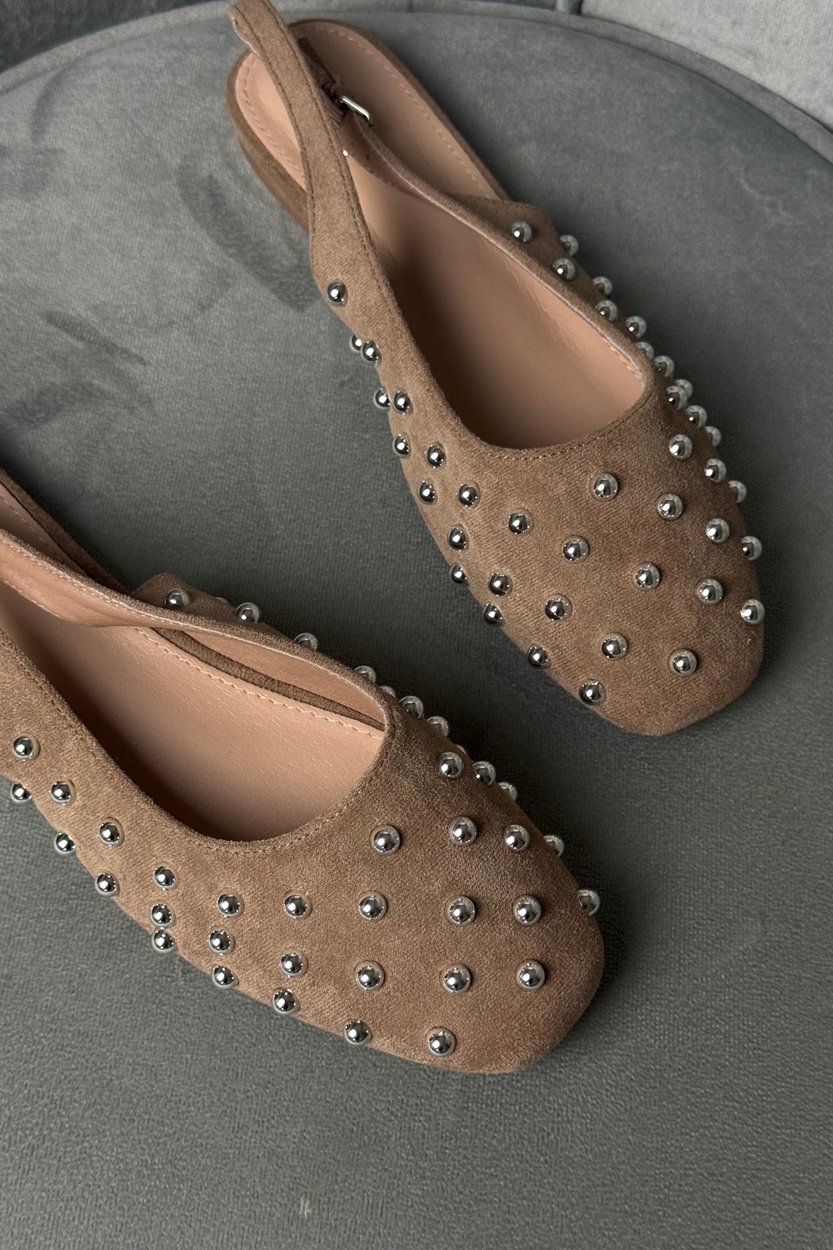 BALLERINE CON BORCHIE BEIGE