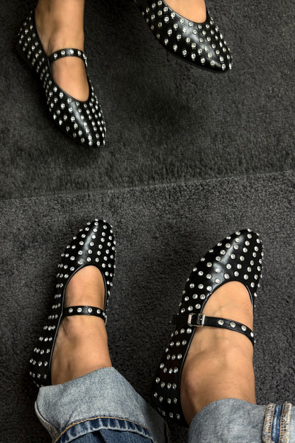 BALLERINE CON BORCHIE IN ECOPELLE