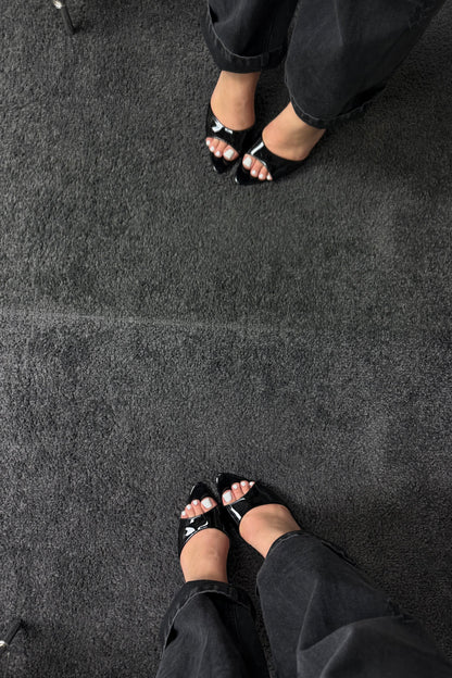 SANDALI BLACK