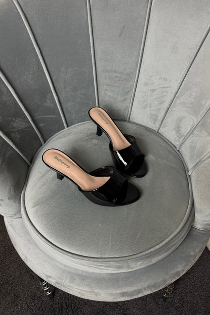 MULES BLACK PENNY