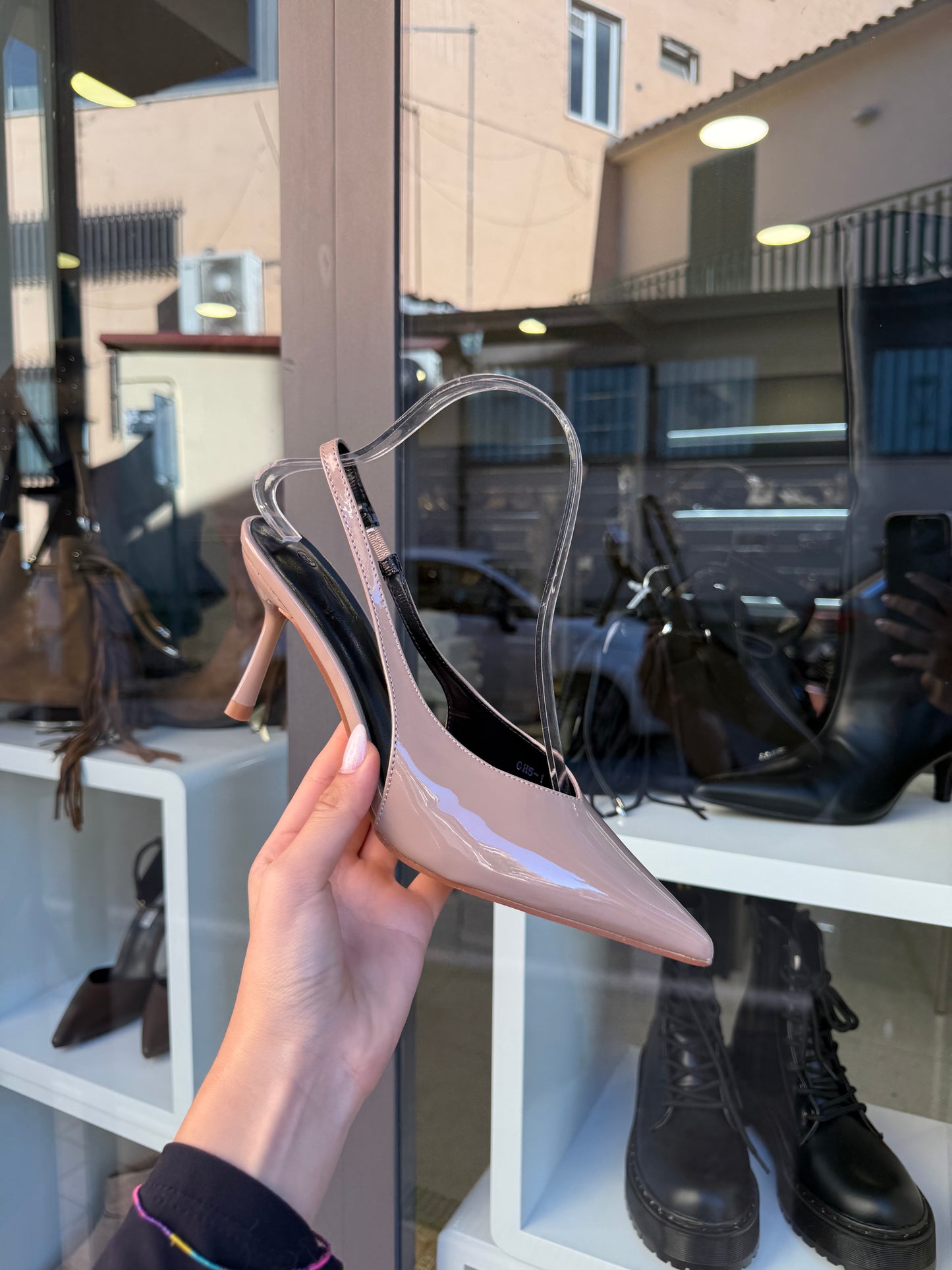 slingback beige in vernice