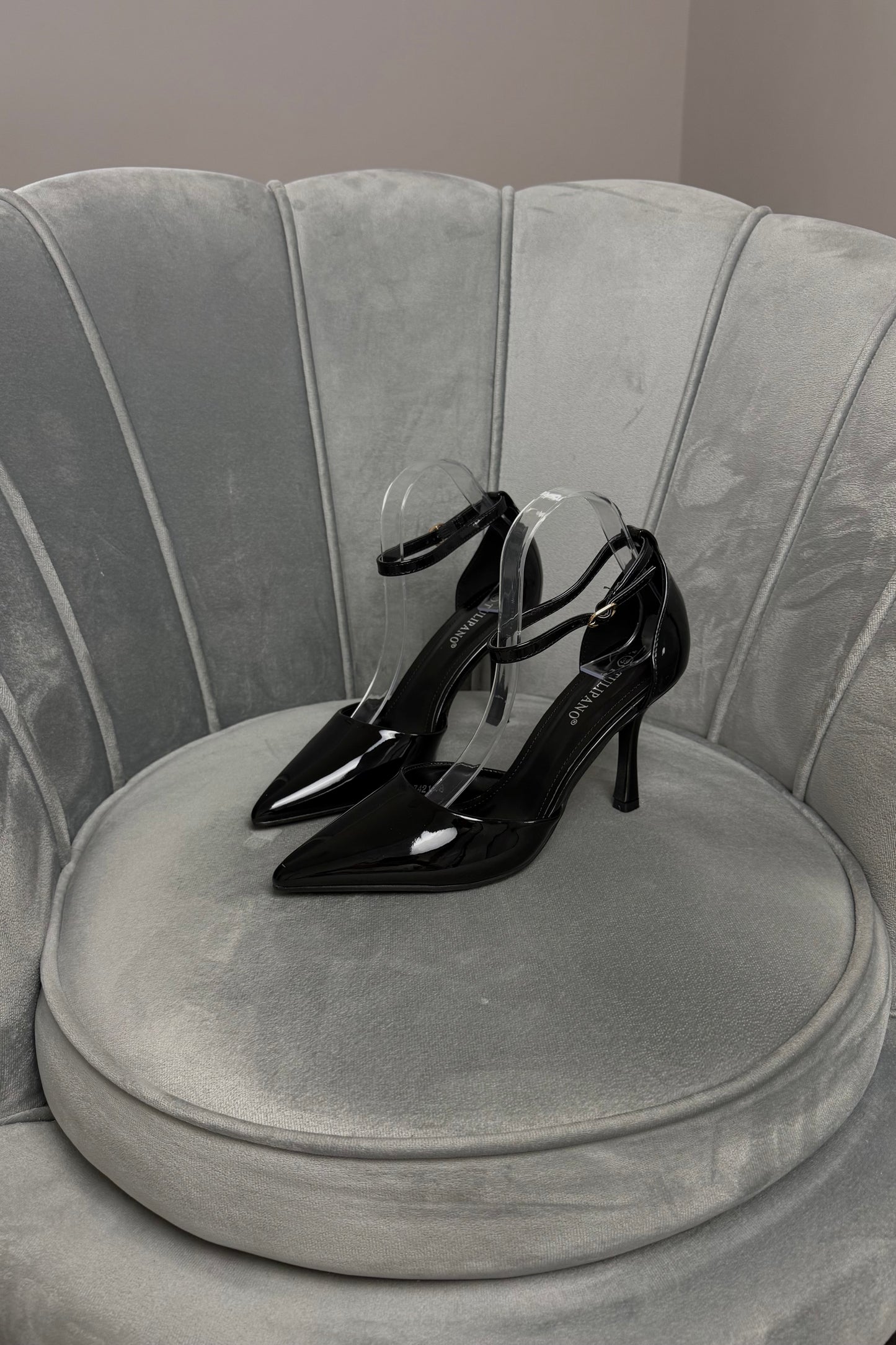 DÉCOLLÉTE GINNIE BLACK