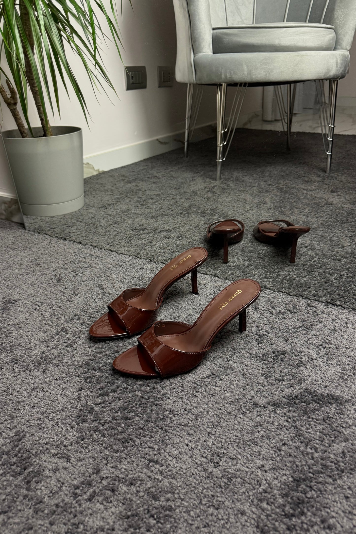 MULES REBBY BROWN