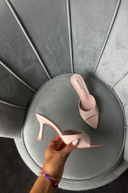 MULES DELIA