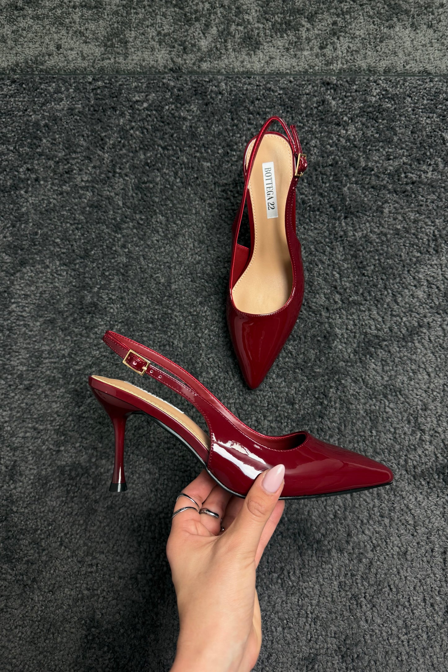 SLINGBACK CHERRY