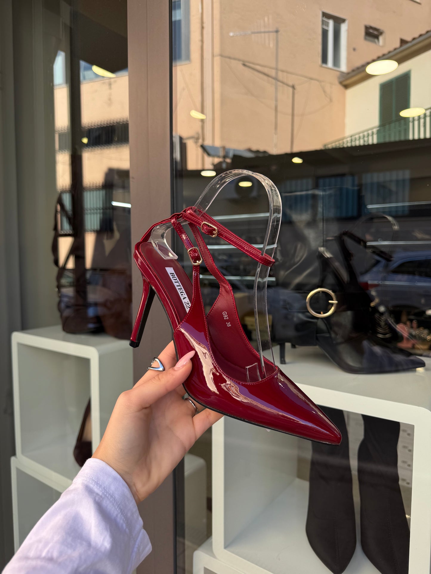 decolleté con cinturino BORDEAUX