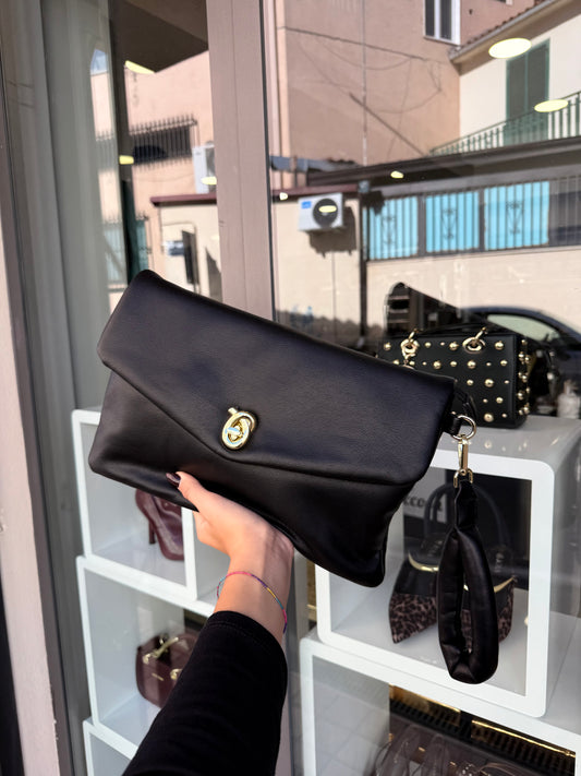 pochette nera