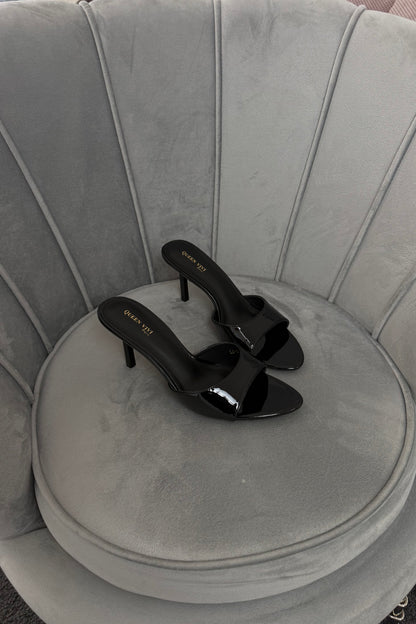 MULES REBBY BLACK