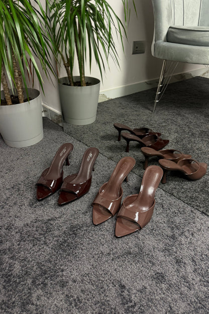 MULES BROWN SHADE