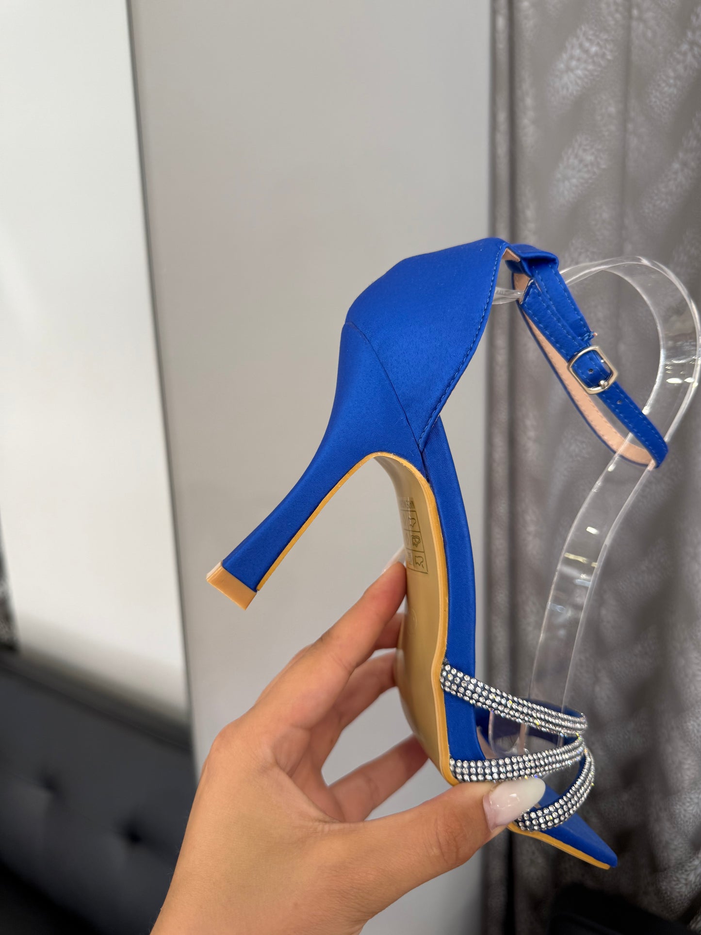 sandali blu elettrico con swarovski