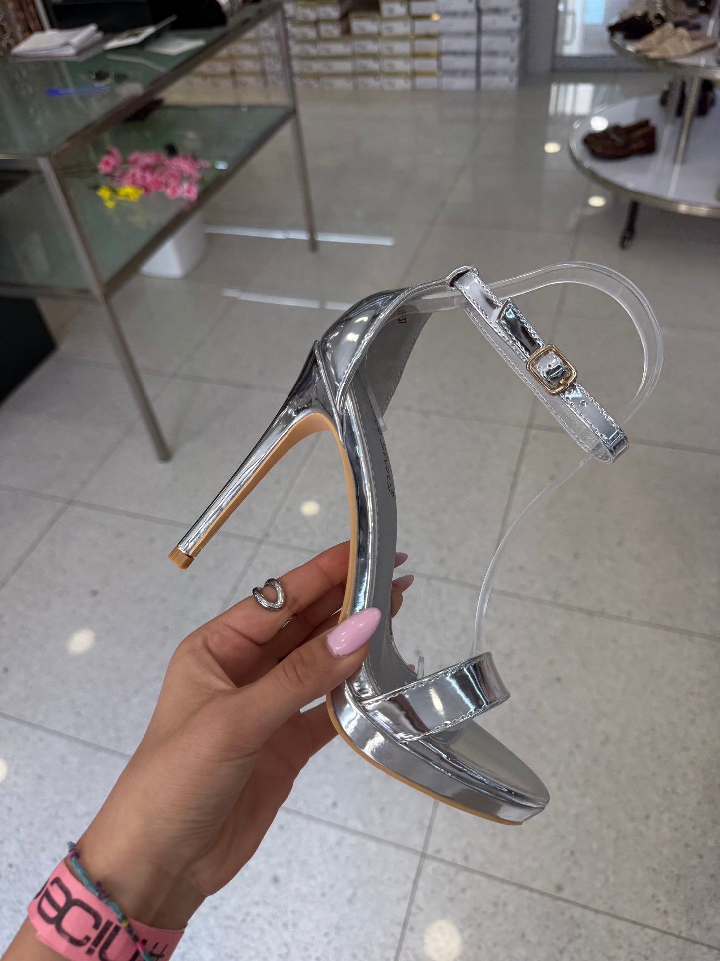 sandali argento con plateau