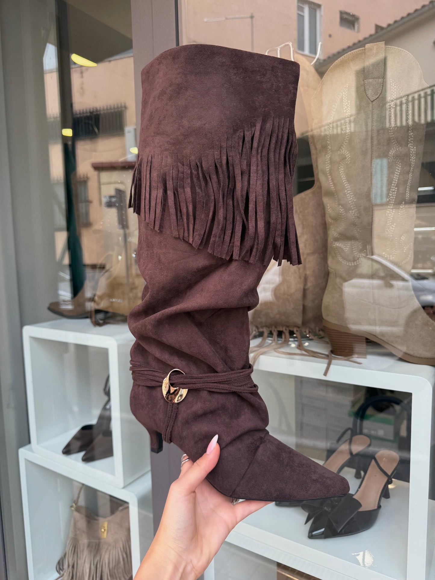 stivali scamosciati marroni GOLD detail