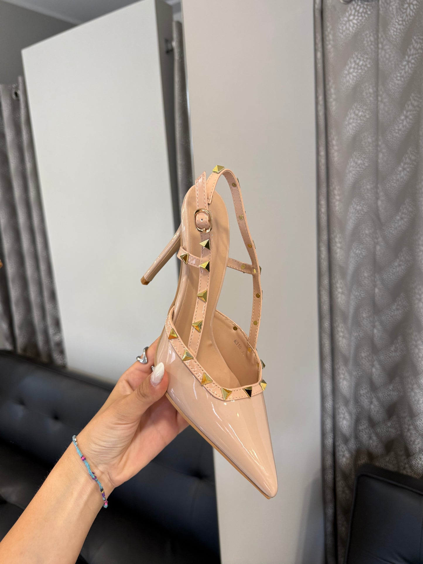 decolleté mod. VAL**TINO nude