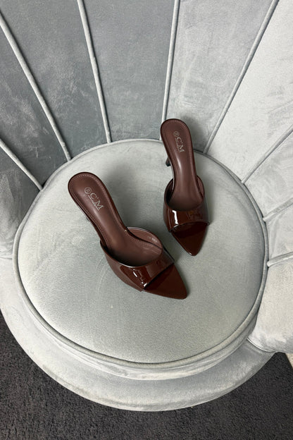 MULES DARK CHOCO IN VERNICE