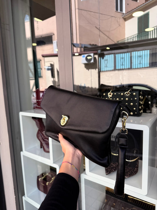 pochette nera