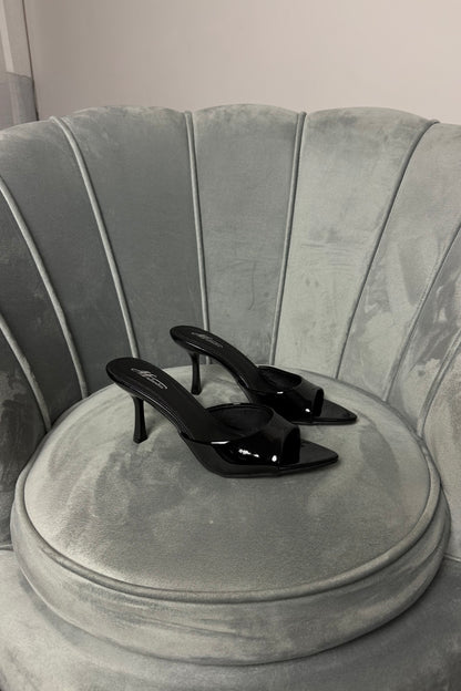 MULES BLACK MULANKA
