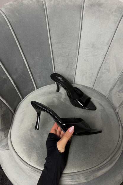 MULES BLACK MULANKA