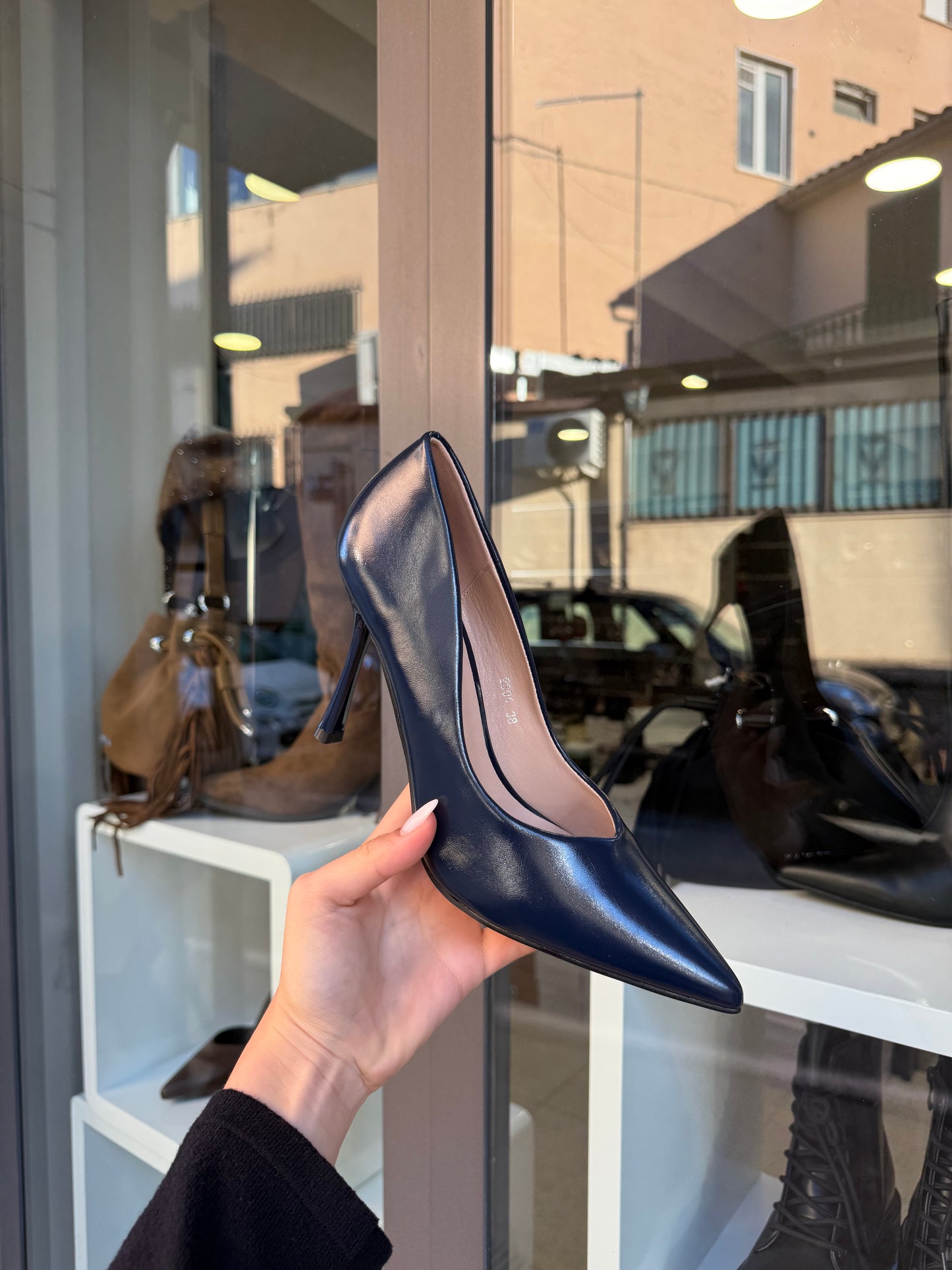 decolleté blu notte