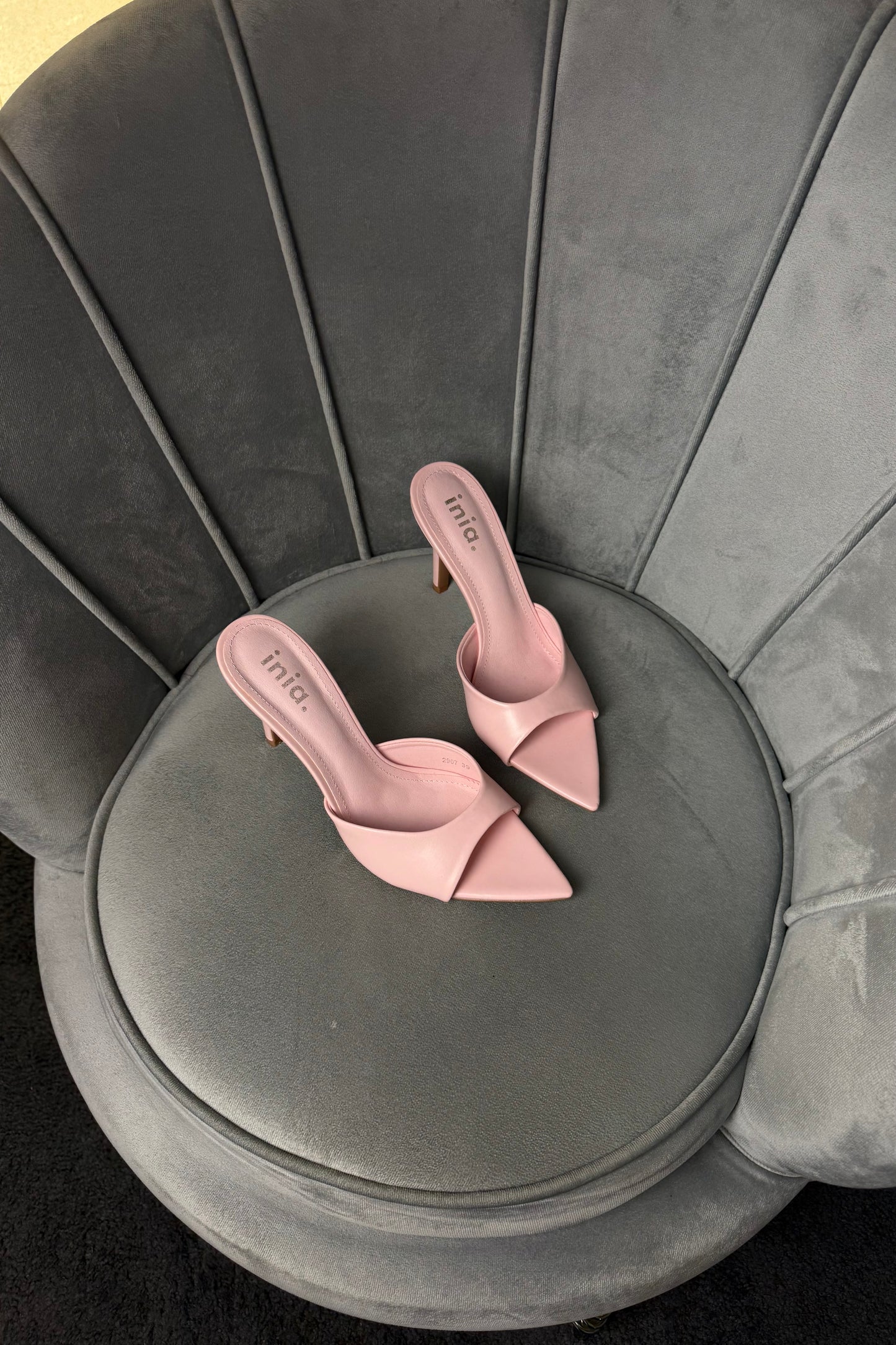 MULES IN ECOPELLE ROSA