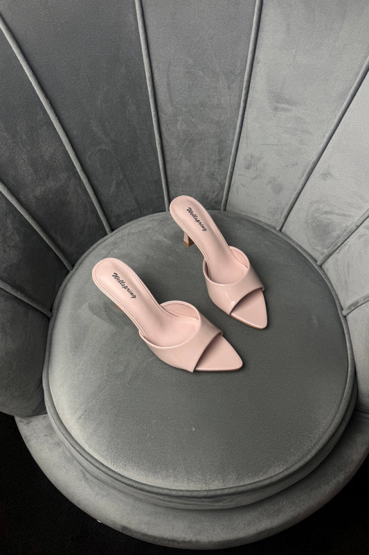 MULES DELIA