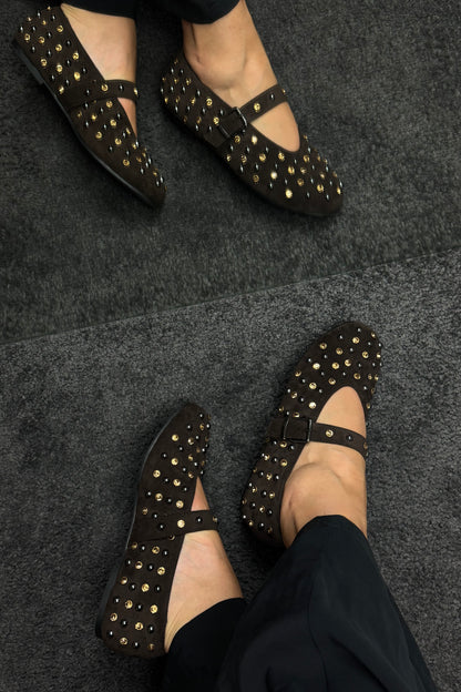 BALLERINE MARRONI CON BORCHIE