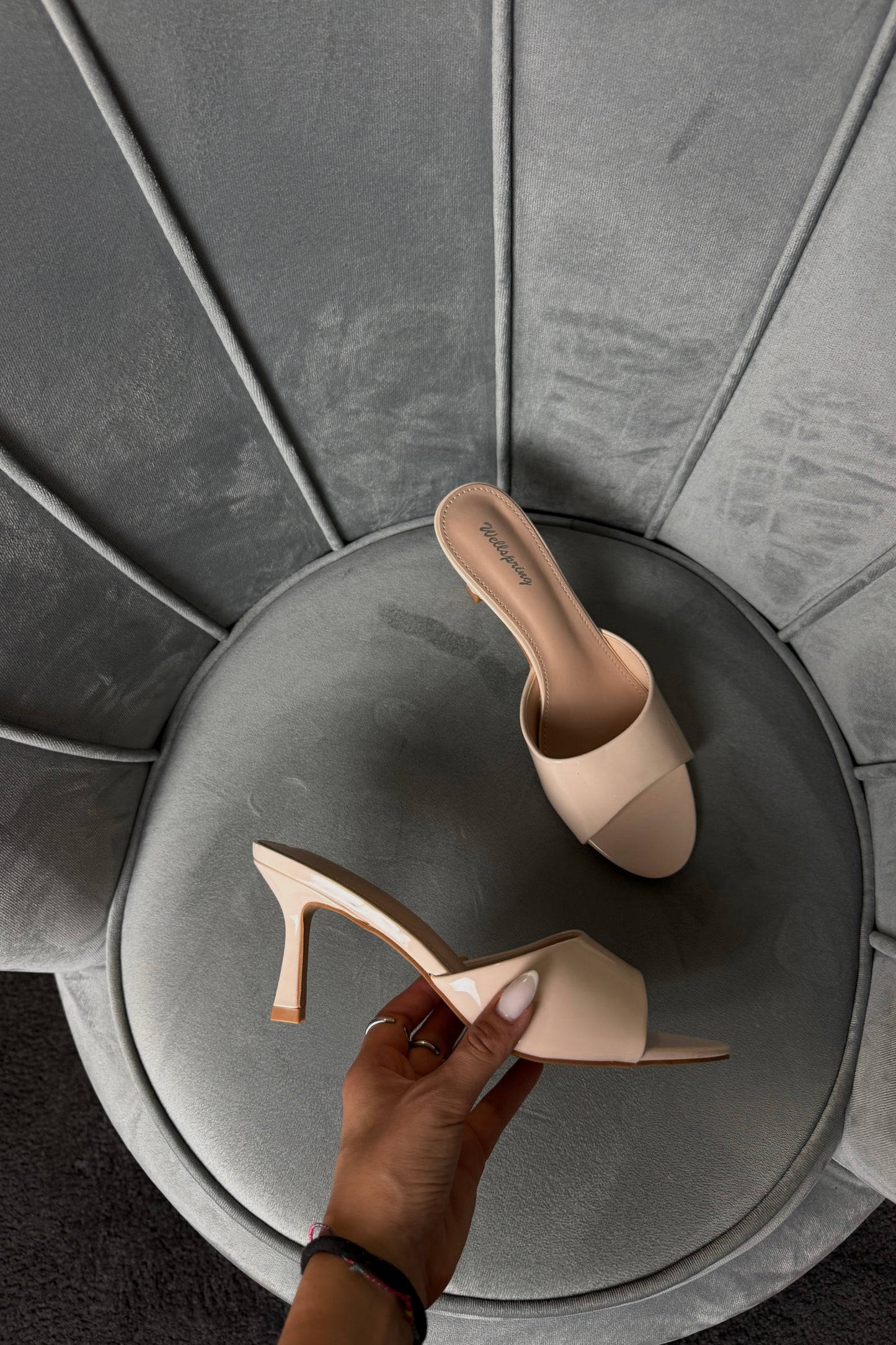 MULES NUDE PENNY