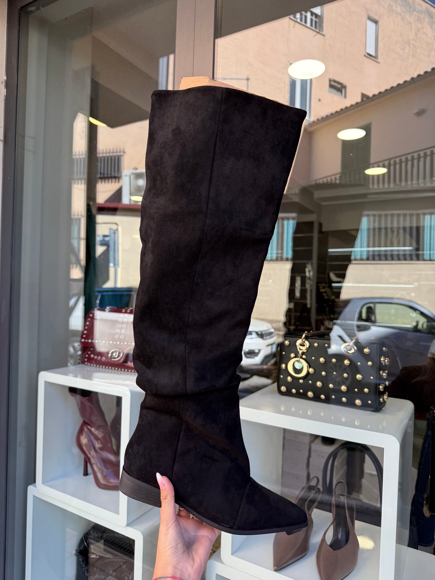stivali scamosciati neri