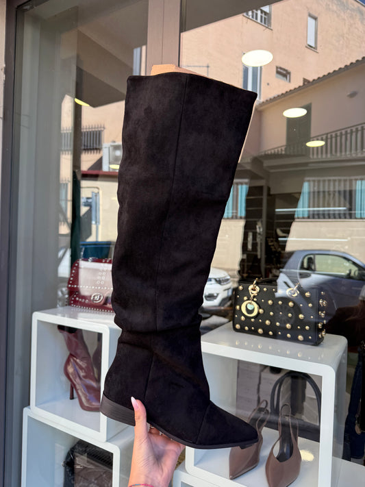 stivali scamosciati neri