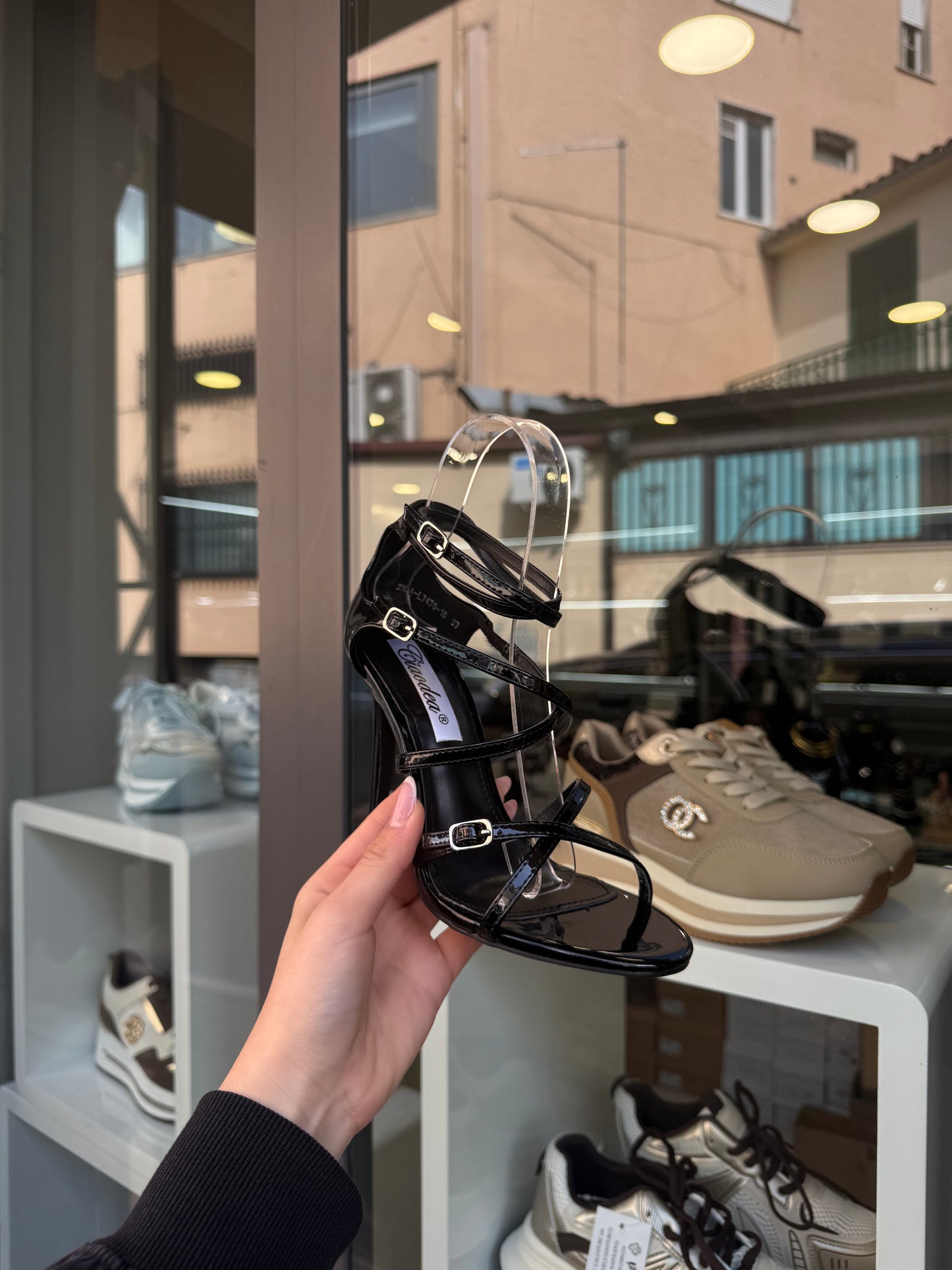 sandali CROSSING neri