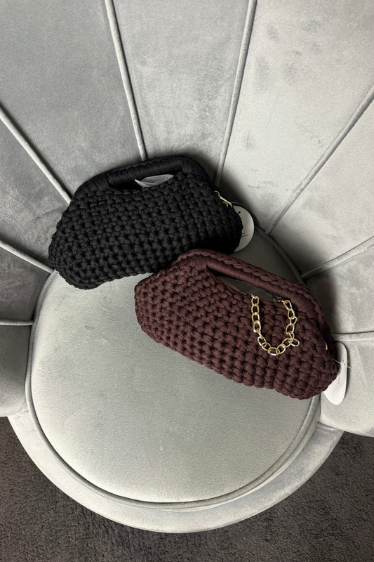 CLUTCH IN CROCHET MEDIA