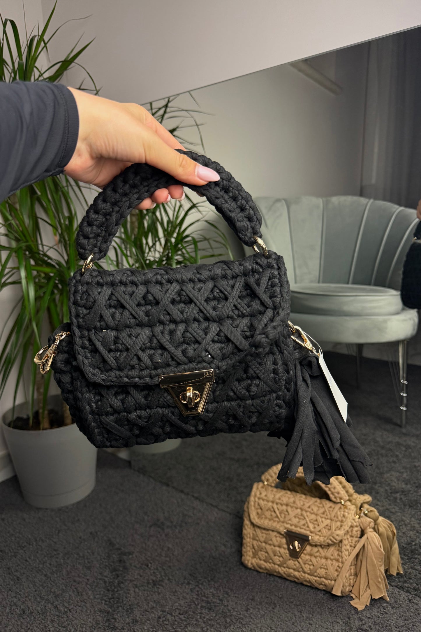 BORSA CON FRANGE CROCHET