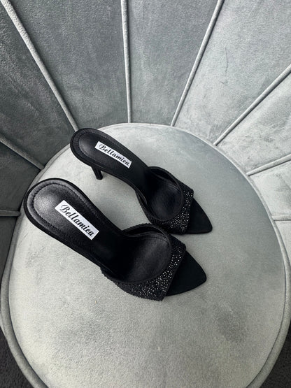 Mules dark light