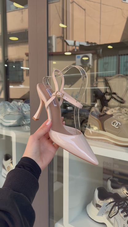 butter-colored pumps